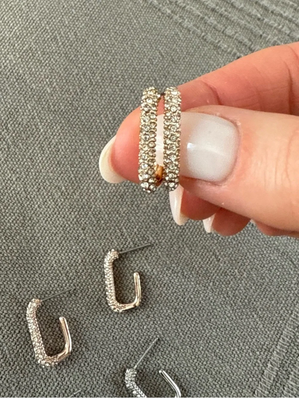 Sparkling rhinestones hoop earrings in Silver and Gold and rose gold